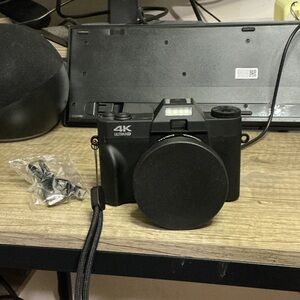 4K Ultra HD Black Camera